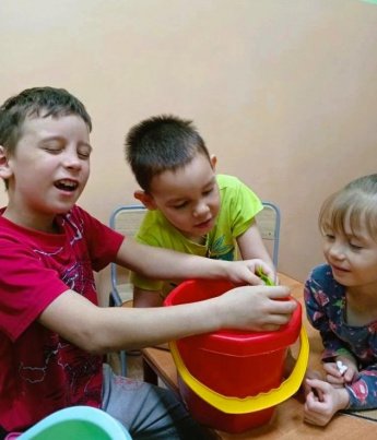 ИГРАЕМ С ПОЛЬЗОЙ